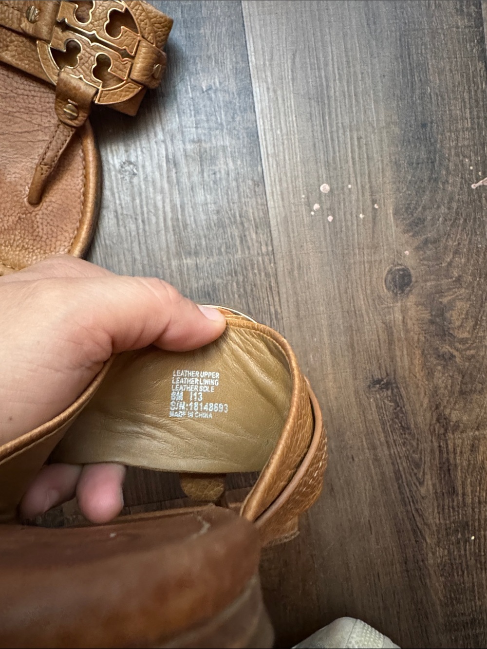 Tory Burch Tan Leather Logo Thong Sandals - Picture 3 of 16